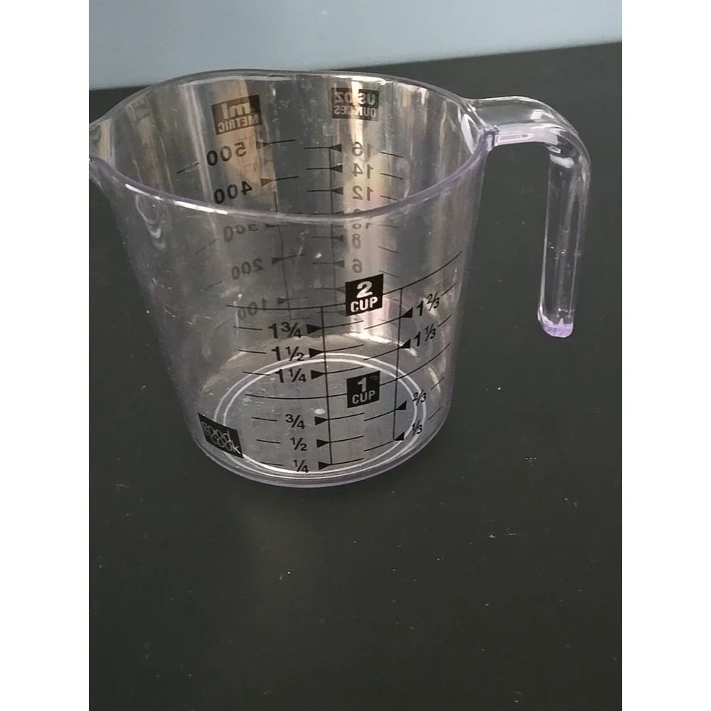 OXO Good Grips Angled Measuring 4 Cup Capacity Pour Spout Pitcher‎ Plus 2 Others